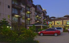 67 Airport Hotel Mlolongo