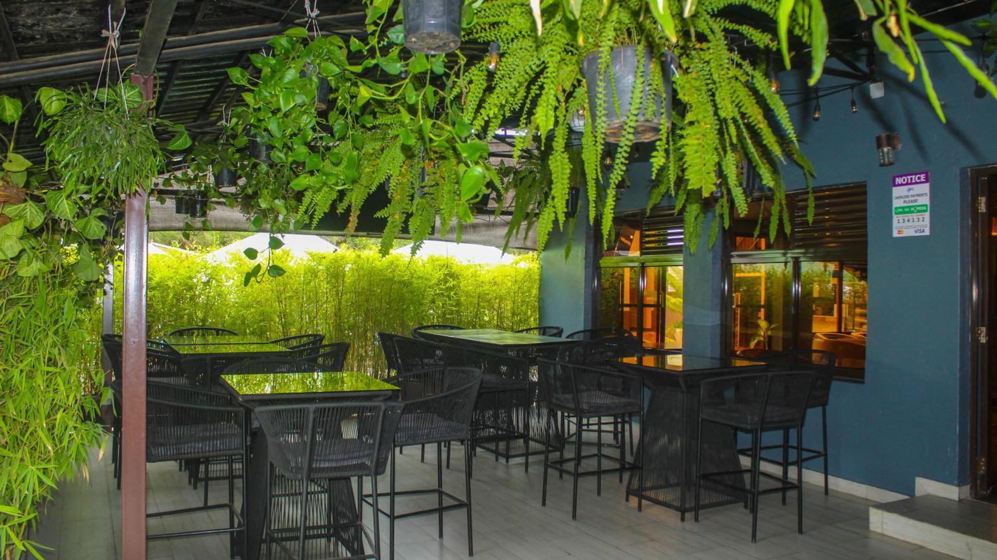 67 Airport Hotel Nairobi Mlolongo Экстерьер фото